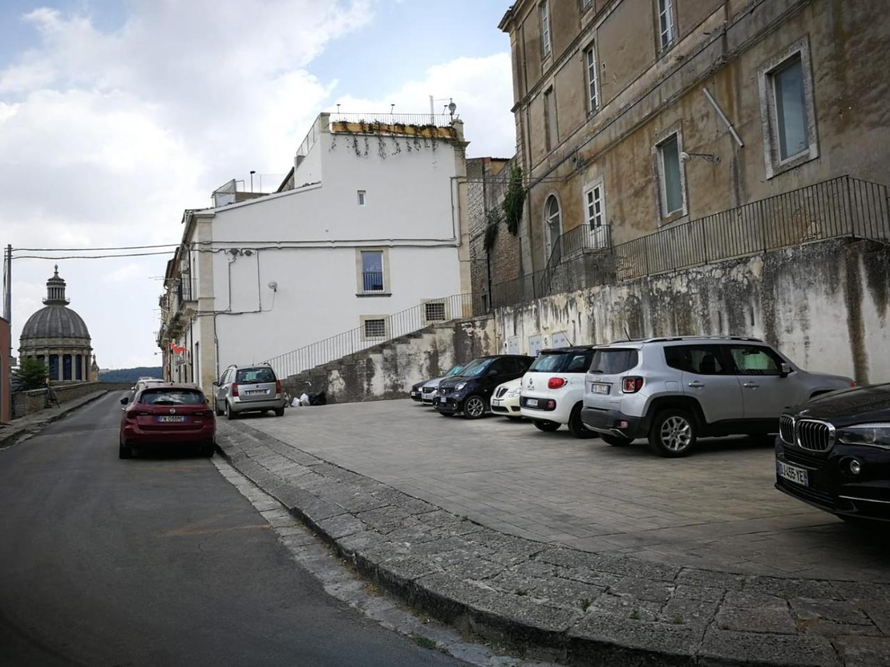 Reusuite Ragusa Exteriér fotografie